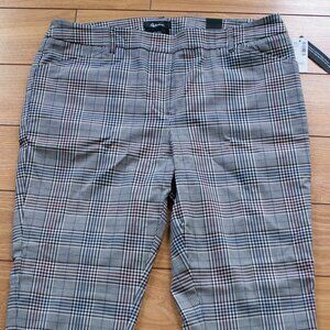 NWT Reitmans Iconic Black & White Plaid Ankle Pull-On Pants Petite